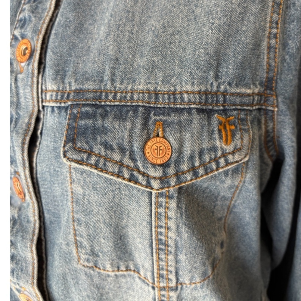 FRYE NWOT Women’s Denim Button Front Dress, Chest & Side Pockets 😍 - Picture 3 of 8